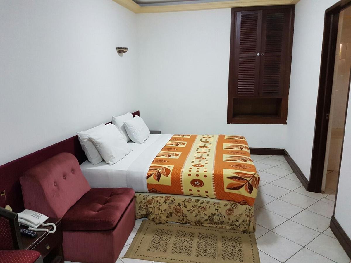 Royal Basin Resort Kumasi Exterior photo